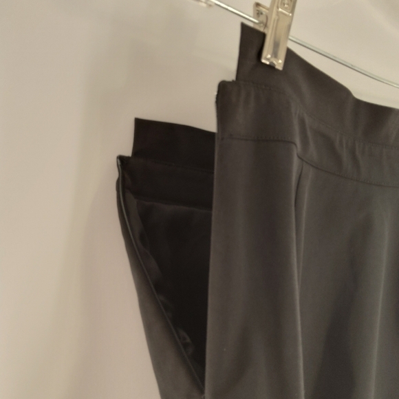 WALTER BAKER black skirt - Picture 5 of 7